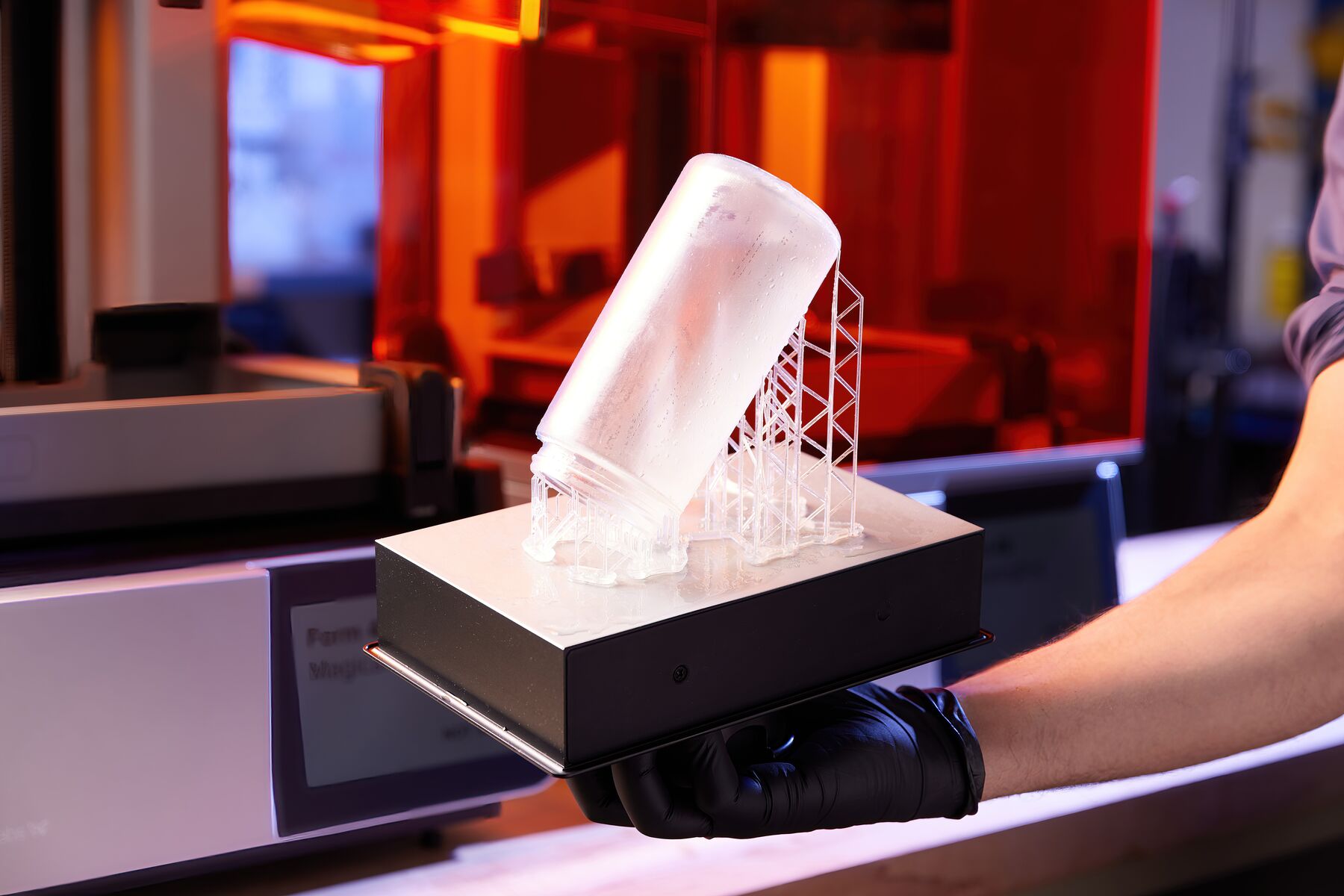 Transparentes, robustes Harz für präzise 3D-Druckteile. Gedruckt auf dem Form 4 3D Drucker
