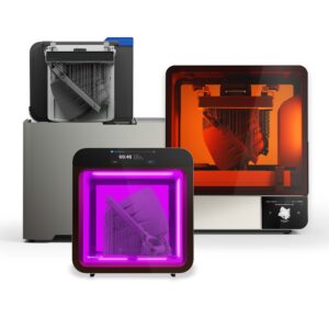 Formlabs Form Wash L und Form Cure L (2L) – vollständig integrierte Nachbearbeitung für den Form 4L, die großformatige Resin-Bauteile schnell, reproduzierbar und prozesssicher vom Druck zur einsatzbereiten Qualität führt